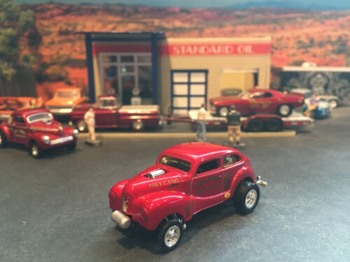 1:64 Hot Wheels Limited Ed. Big John Mazmanian 1950 Austin "Football" Gasser
