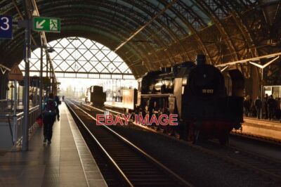 FOTO IN DRESDEN HBF IS KÖNIGLICH SÄCHSISCHE STAATSBAHNEN (K.S.ST.E.B.) KLASSE XX HV (D