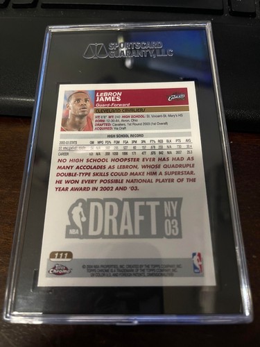 2003-04 Topps cromo #111 LeBron James RC SGC 96 Cavaliers novato - Imagen 13 de 16