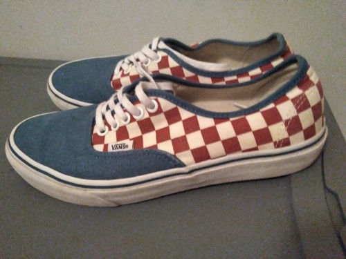red checkered vans men