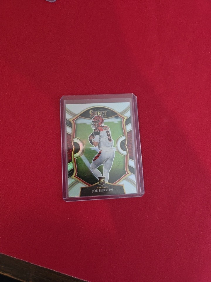 2020 Select Joe Burrow RC Silver Prizm Rookie Concourse #46 Bengals QB NFL Card