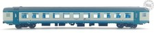 VITRAINS 3402 carrozza FS MDVE livrea xmpr con porte verdi 2° classe di Epoca VI