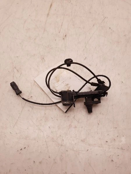 2011 TOYOTA COROLLA LE DRIVER SIDE FRONT ABS SENSOR ASSEMBLY - Image 2 of 4