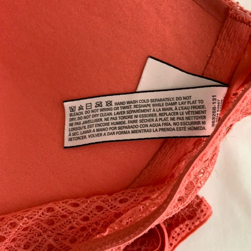 Victoria's Secret Women's Salmon Padded Lace Bralette Size 36B - Picture 7 of 7