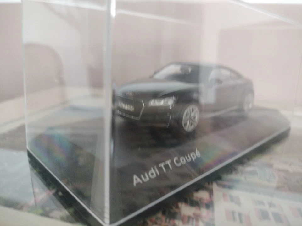Audi TT Coupé 1/43 Nero In Teka Plastica  - Immagine 3 di 4