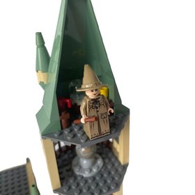 Lego Harry Potter Set Hogwarts 100% Complete 4867 2011 Retired Building Toy