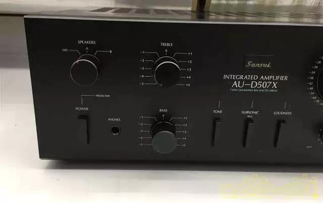 SANSUI AU-D507X Integrated Amplifier (Transistor) Good Condition