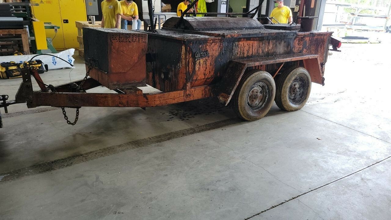 hot tar kettle 400 gallons, new motor and will need new tires eBay