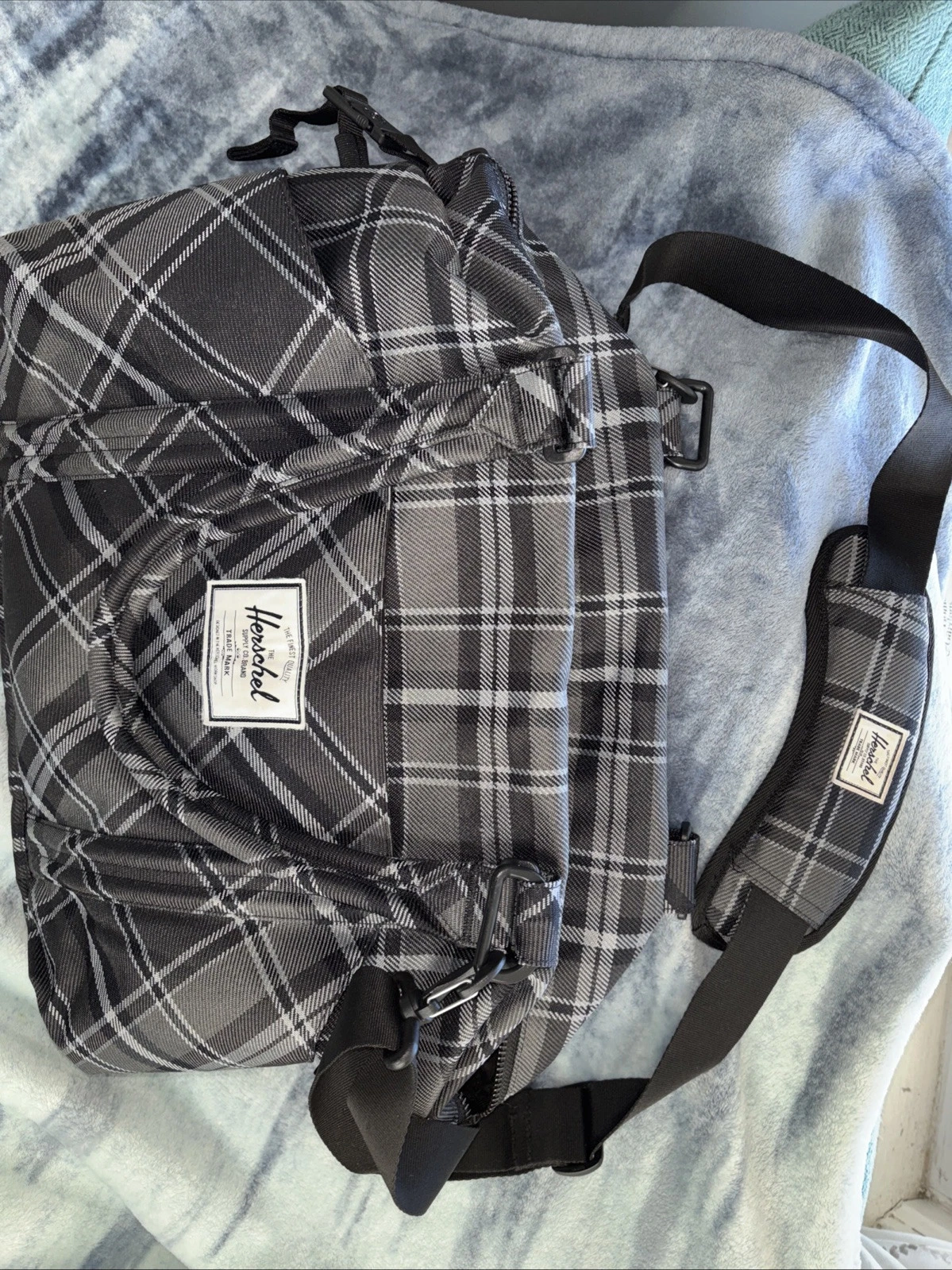 New Herschel Diaper Bag Slate Grey Plaid w/ Matching Changing Mat Baby Bag NEW