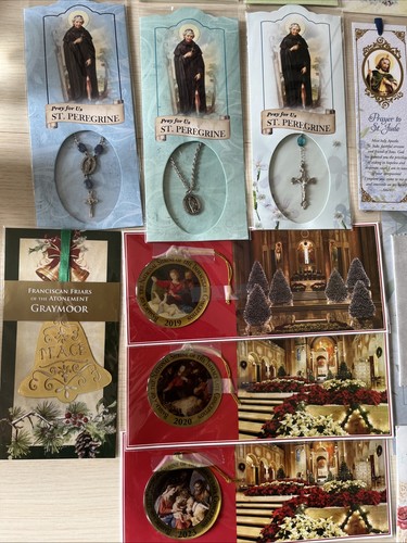 Lot Catholic Necklaces, Book Mark, Medallions, ETC - Picture 7 of 11