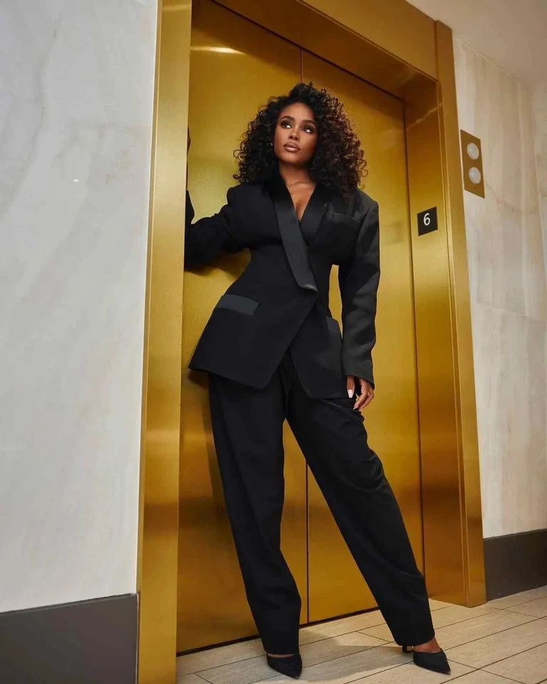 Traje Negro Para Mujer Formal Alfombra Roja Dama Oficina Trabajo Ropa Fiesta Baile de graduación Calce Ajustado Foto 3 de 4