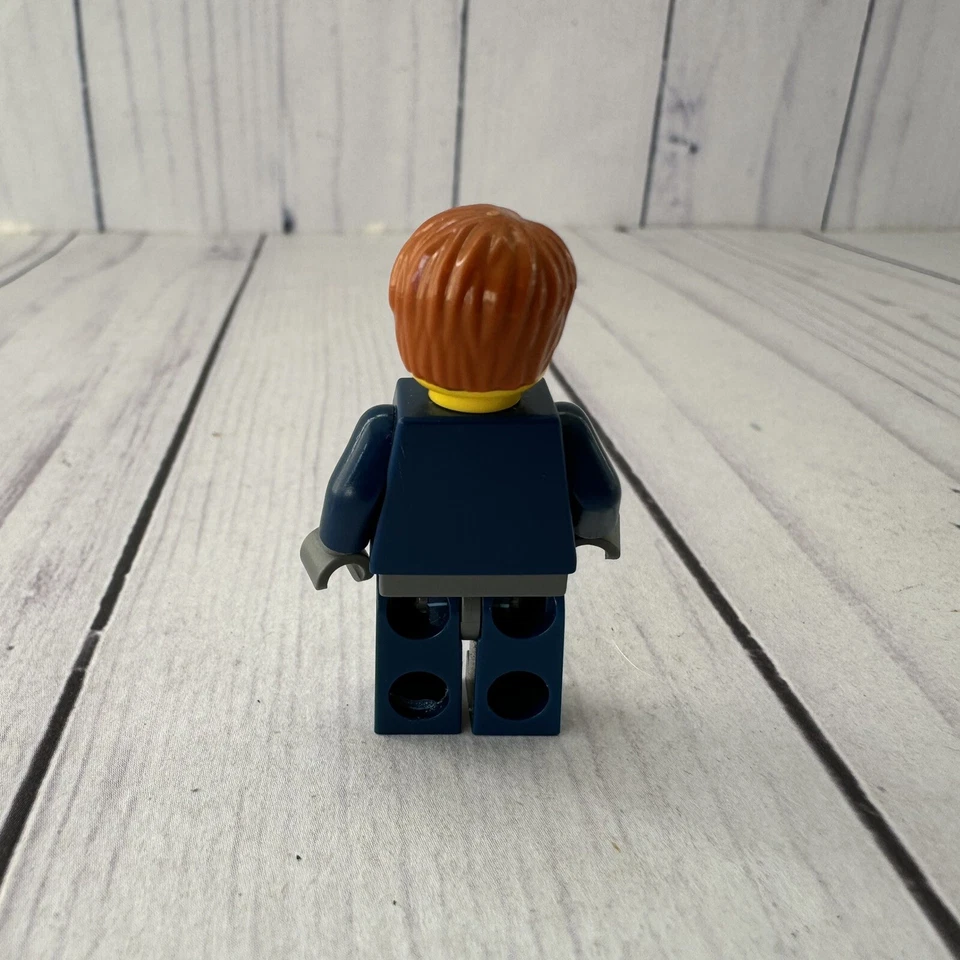 Lego ~ Agents Minifigure Agent Fuse with Dual Head 8635 8637 Orange Hair Genuine - Image 4 of 4