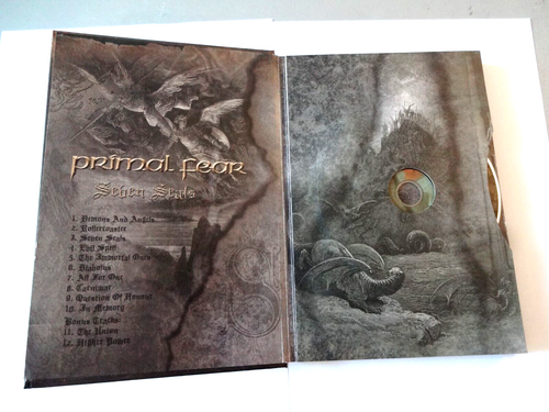 Primal Fear – The Book Of Seven Seals (2CD +DVD Book 2005) Limited edition 1000 - Picture 9 of 9