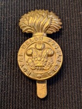 ROYAL WELSH FUSILIERS WW1 1916 BRASS ECONOMY CAP BADGE GENUINE