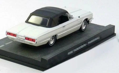 JAMES BOND 007 - Ford Thunderbird - 1:43 Eaglemoss - Thunderball In Diorama - Image 3 of 4