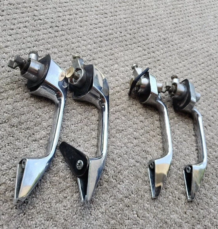 Juego de 4 manijas de puerta cromadas originales OEM para Mercedes Benz W115 W114 280E 280C 240 Foto 2 de 4