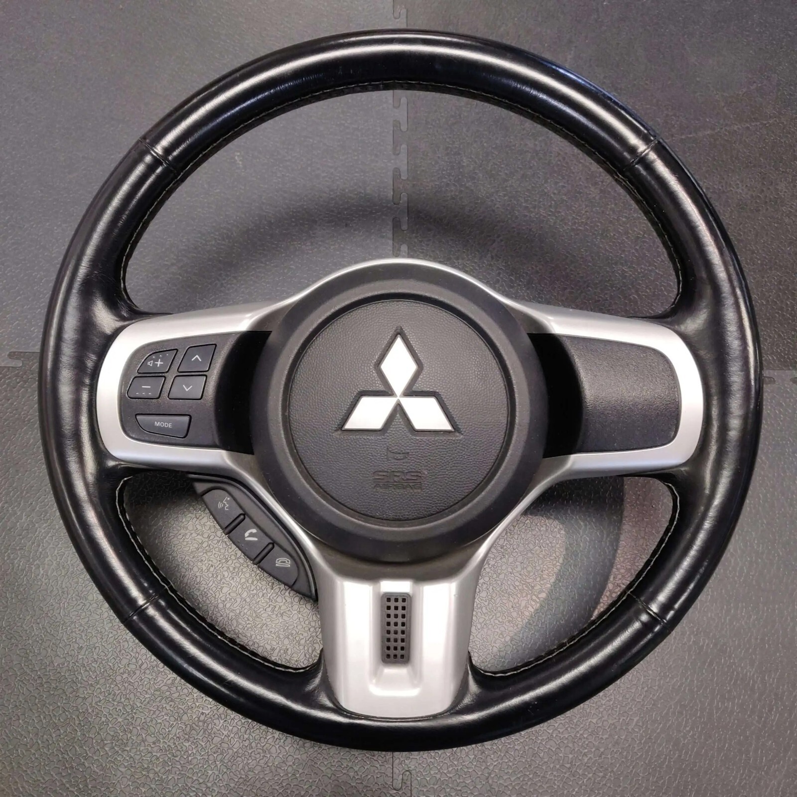 Picture 1 of 2