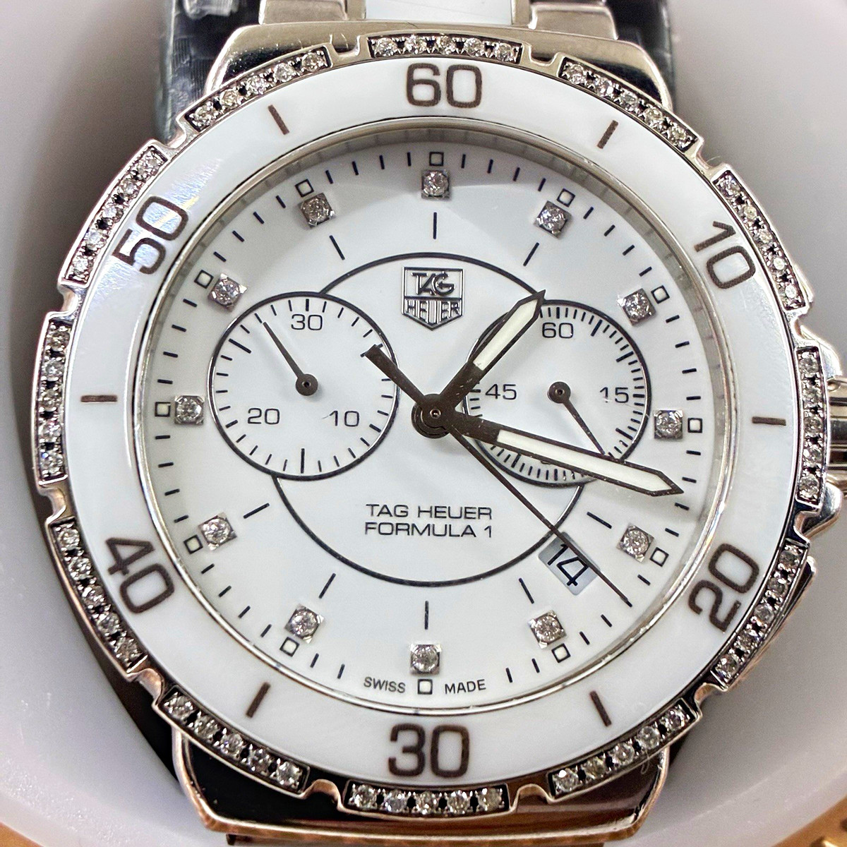 時計 TAG Heuer Formula 1 Quartz Chronograph TAG Heuer Formula 1 Quartz Swiss Chronograph Date 200m White Dial