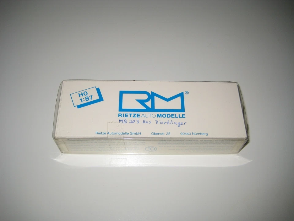 Rietze H0 60188 - Autobús Mercedes-Benz O 303 15 RHD "Dörflinger" - Imagen 3 de 4