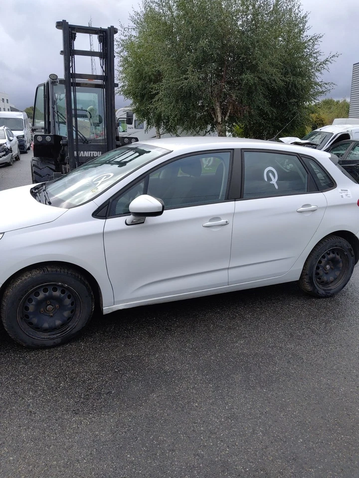 Bsm (boitier servitude moteur] 9810296080 Citroen C4 2010 - Photo 4/4