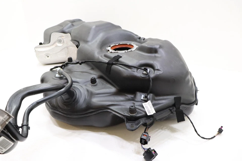 Conjunto de tanque de combustível Audi Q7 2017 2018 2019 - Imagem 3 de 4