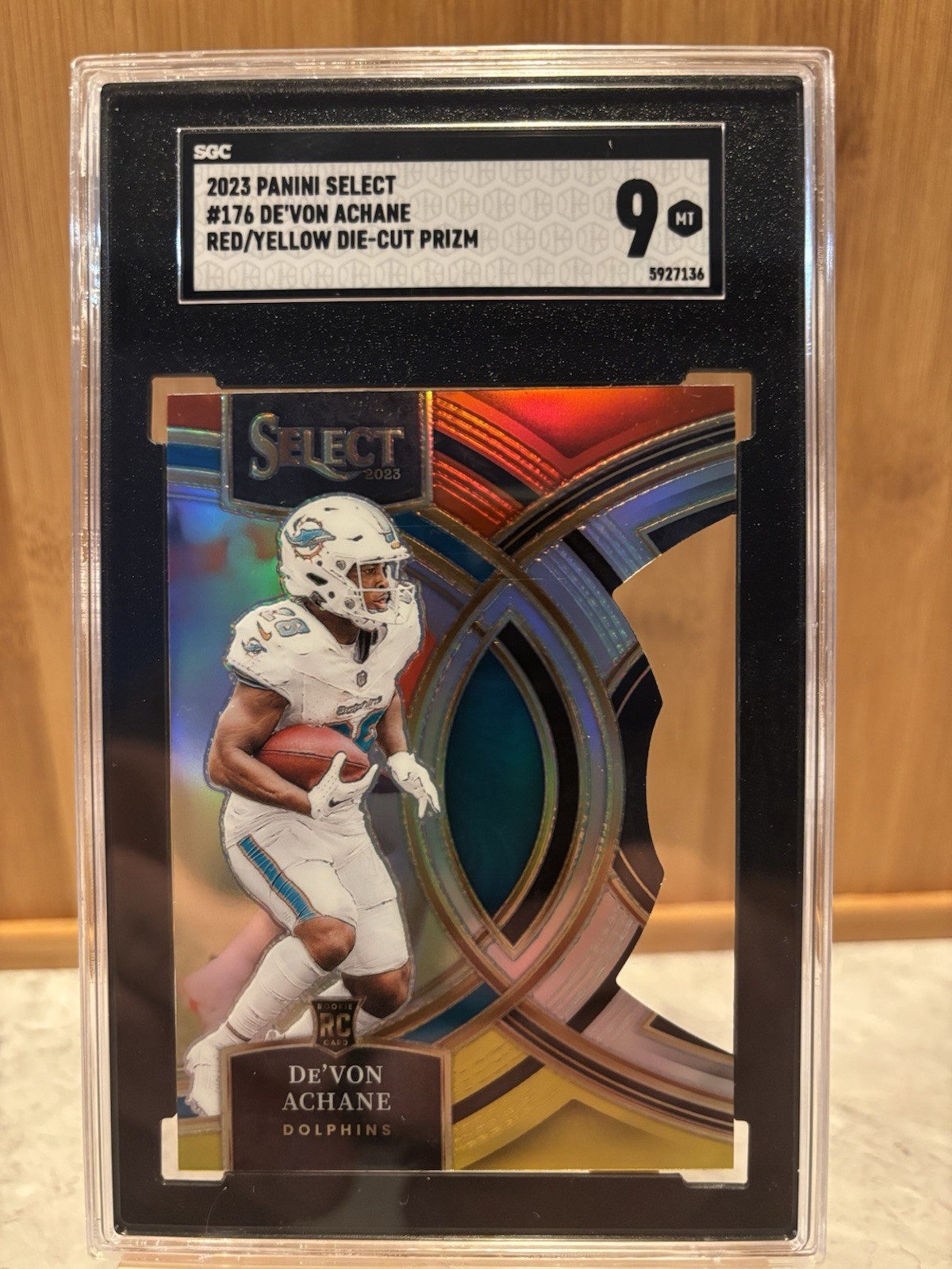 2023 Select Premier Level De'Von Achane #176 Red & Yellow Prizm Die-Cut (RC)