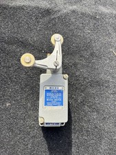 INTERRUPTOR LÍMITE, MICROINTERRUPTOR LS1
