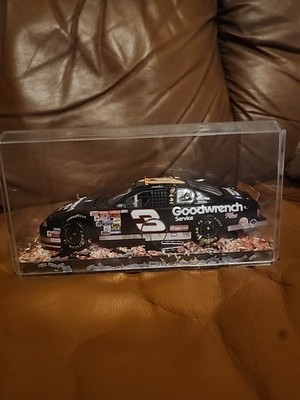 DALE EARNHARDT SR 2000 GOODWRENCH/ RICHMOND NO BULL 1/24 ACTION
