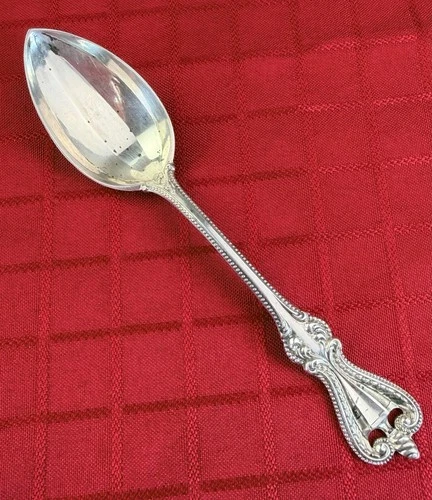 Towle Old Colonial Sterling Silver Sugar Serving Spoon - 1895 Pattern 25.02g