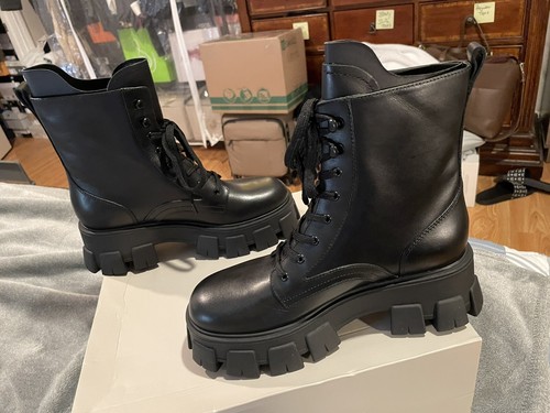 Bottes Combat Montantes Femme 8 US – Cuir Verni Noir, Lacets, Style Militaire