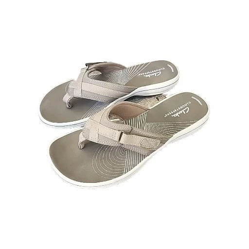 Sandali Clarks Cloudstepper taglia 7 M