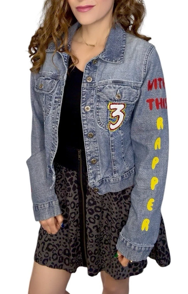 Chaqueta CHANCE THE RAPPER Hip Hop Rap Reciclada Pintada a Mano Denim Estrás Talla M Foto 4 de 4