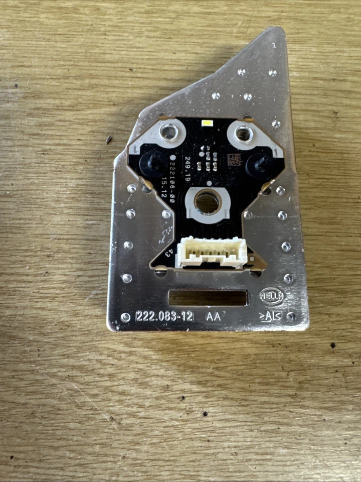 Faro diurno LED derecho gasolina renault clio v 2020 22208312 GENUINO Foto 2 de 3