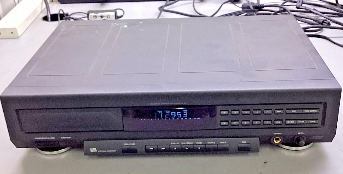 PHILLIPS 900 SERIES COMPACT DISC PLAYER CD921 | eBay