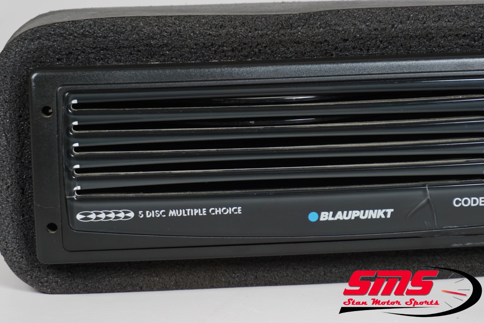 02-08 Maserati Spyder Coupe M128 M138 4200 3200 Blaupunkt CD Changer Unit OEM