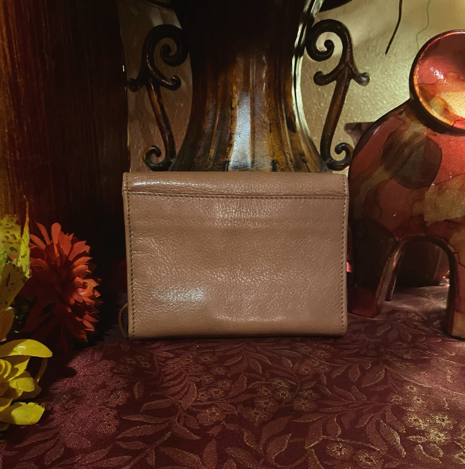 Chloe Metal Ribbon Leather Wallet Daily planner Agenda Organizer - image 3 of 4