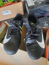 Mens Size 8. Wmns Size 9.5- Nike Zoom Rival S 9 Black White