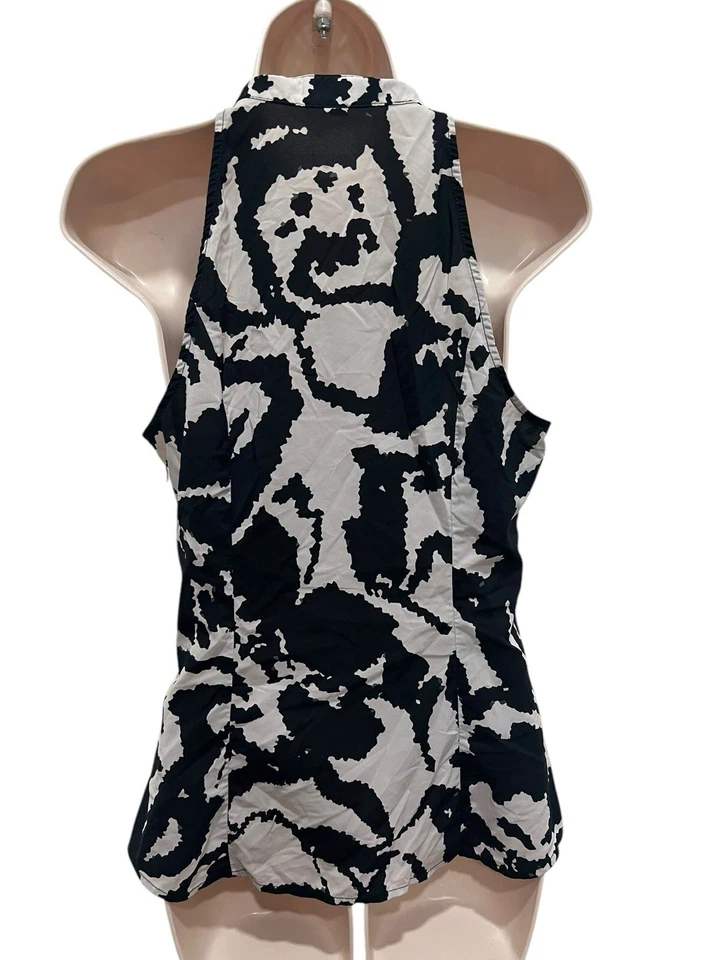 Blusa Express Design Studio para mujer mediana negra gris sin mangas espalda deportiva con volantes Foto 4 de 4