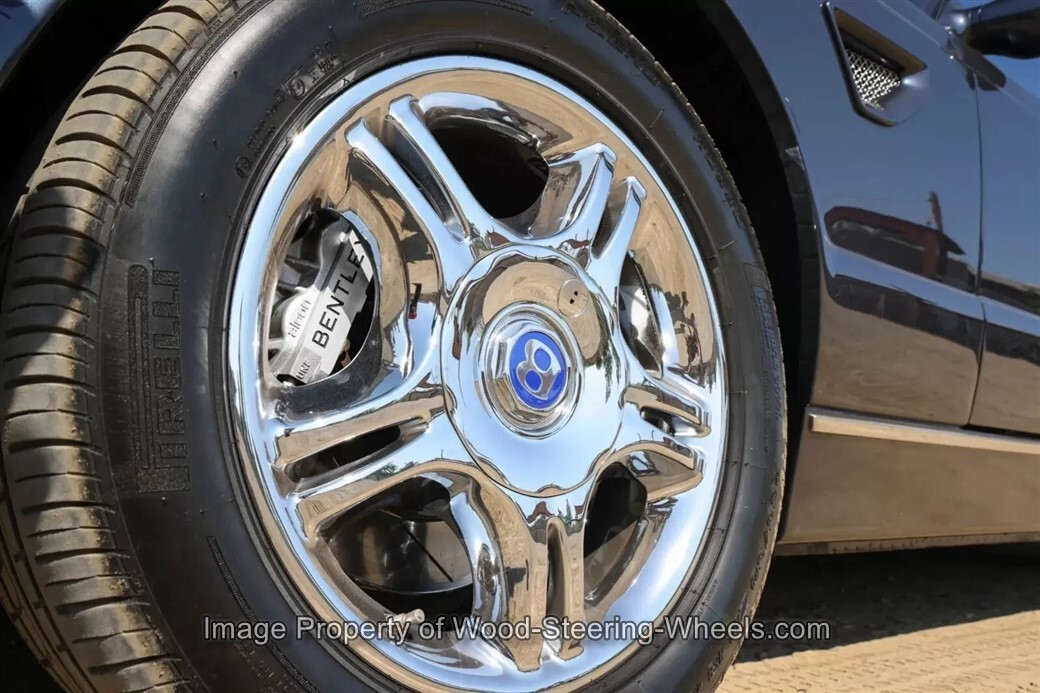 New  Bentley Wheel Hub Cap Chrome Fits Azure 2000 - 2003   Wheels 18"x 8.0" NOS