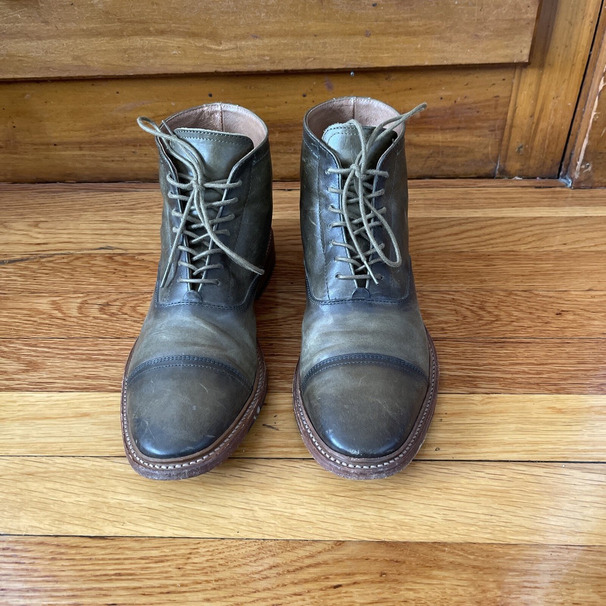 FRYE Cap Toe Olive Green Leather Lace Up Boots Men display picture 2