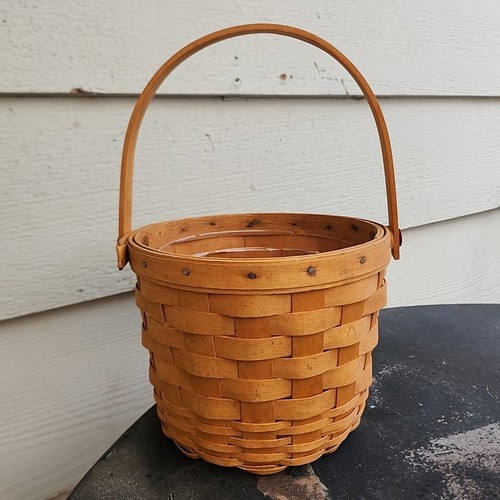 Longaberger Small Round Woven Basket w/ Liner - Picture 3 of 12