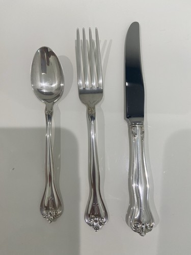 Vintage Lunt Baby Sterling Silverware Set M Monogram On Handles - Picture 3 of 4