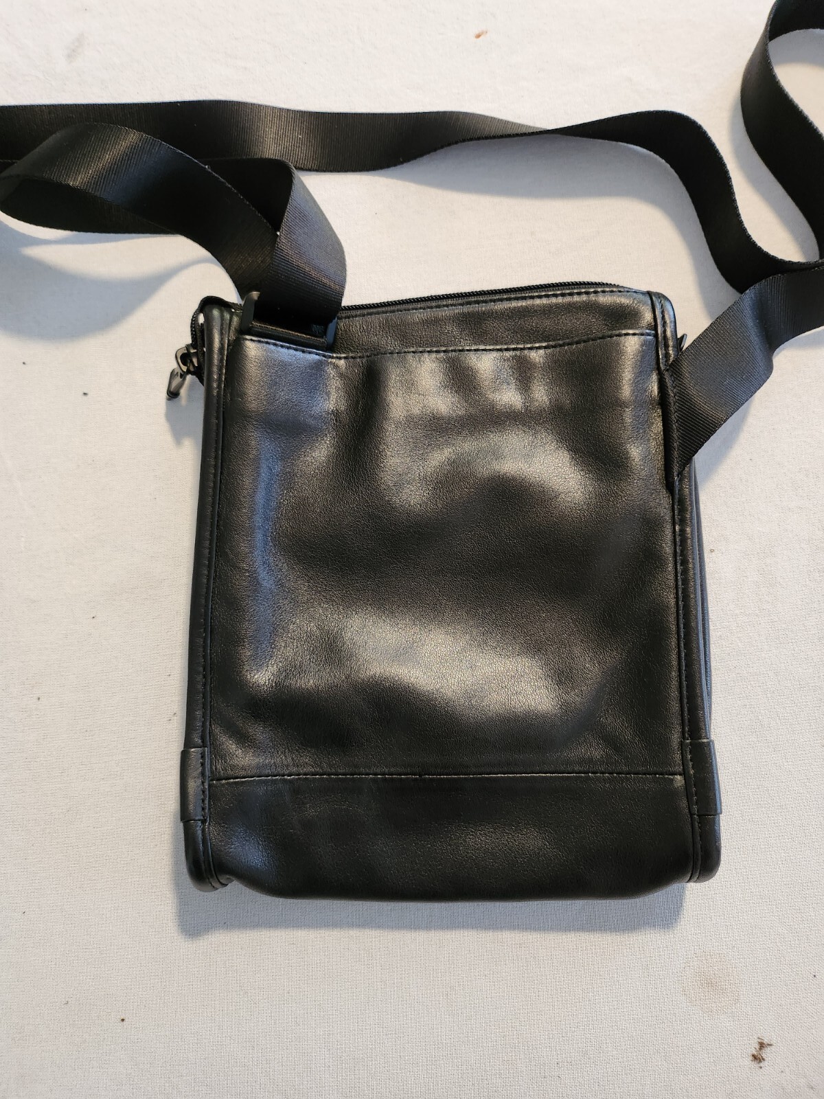 Tumi Barton Crossbody Bag, Black, Leather 1019841041, excellent, men