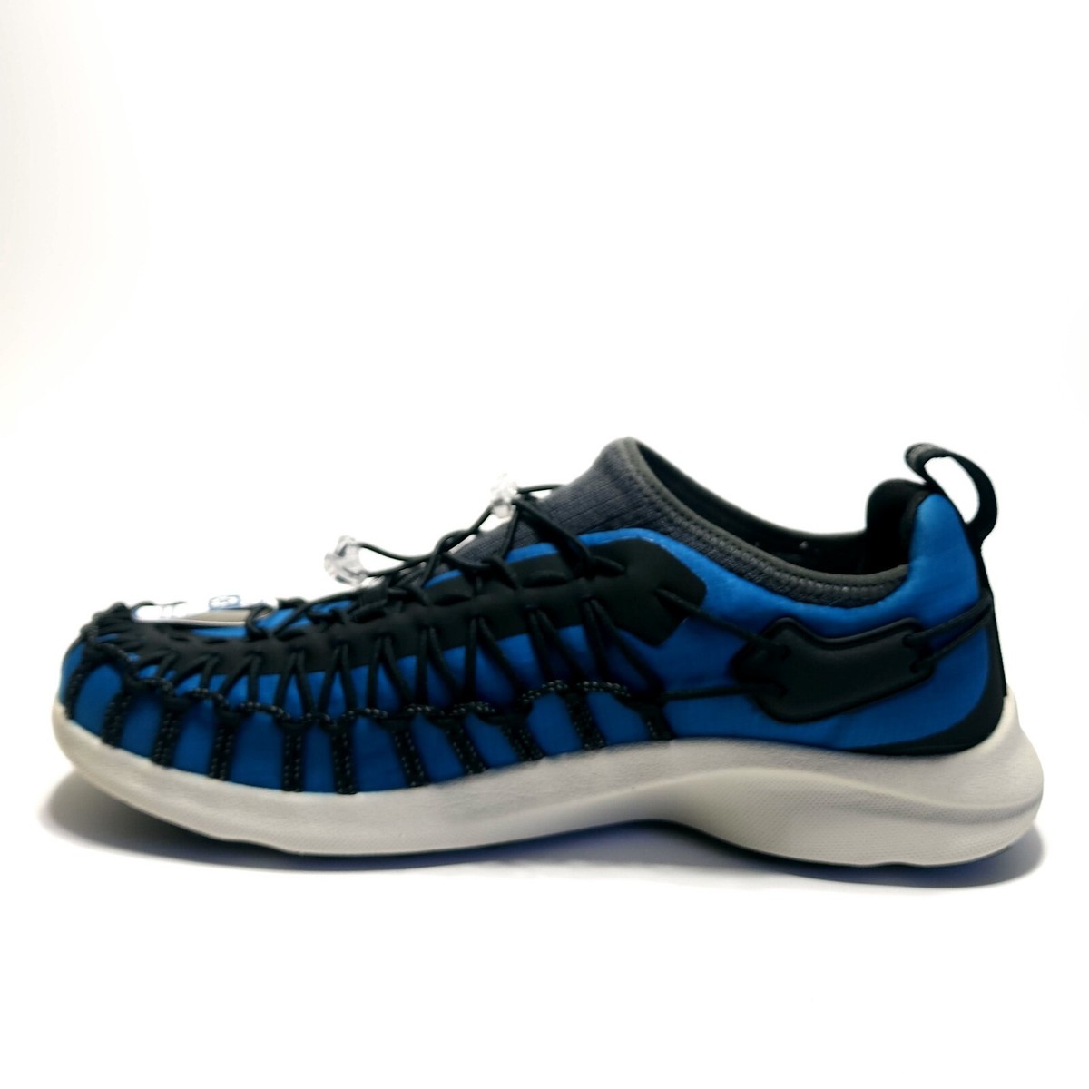 Baskets Keen Uneek SNK front de mer bleu sandales chaussures d'eau