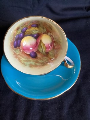 Aynsley Orchard Gold Tasse und Untertasse Türkis D Jones