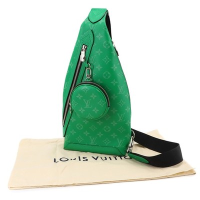 LOUIS VUITTON Taigarama Duo Slingbag Cactus Green M31000 Purse