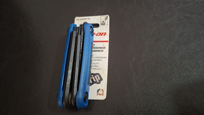 Snap On *NEU* 7-teiliges metrisches klappbares Sechskantschlüssel-Set (1,5-6 mm) AWMEF7K