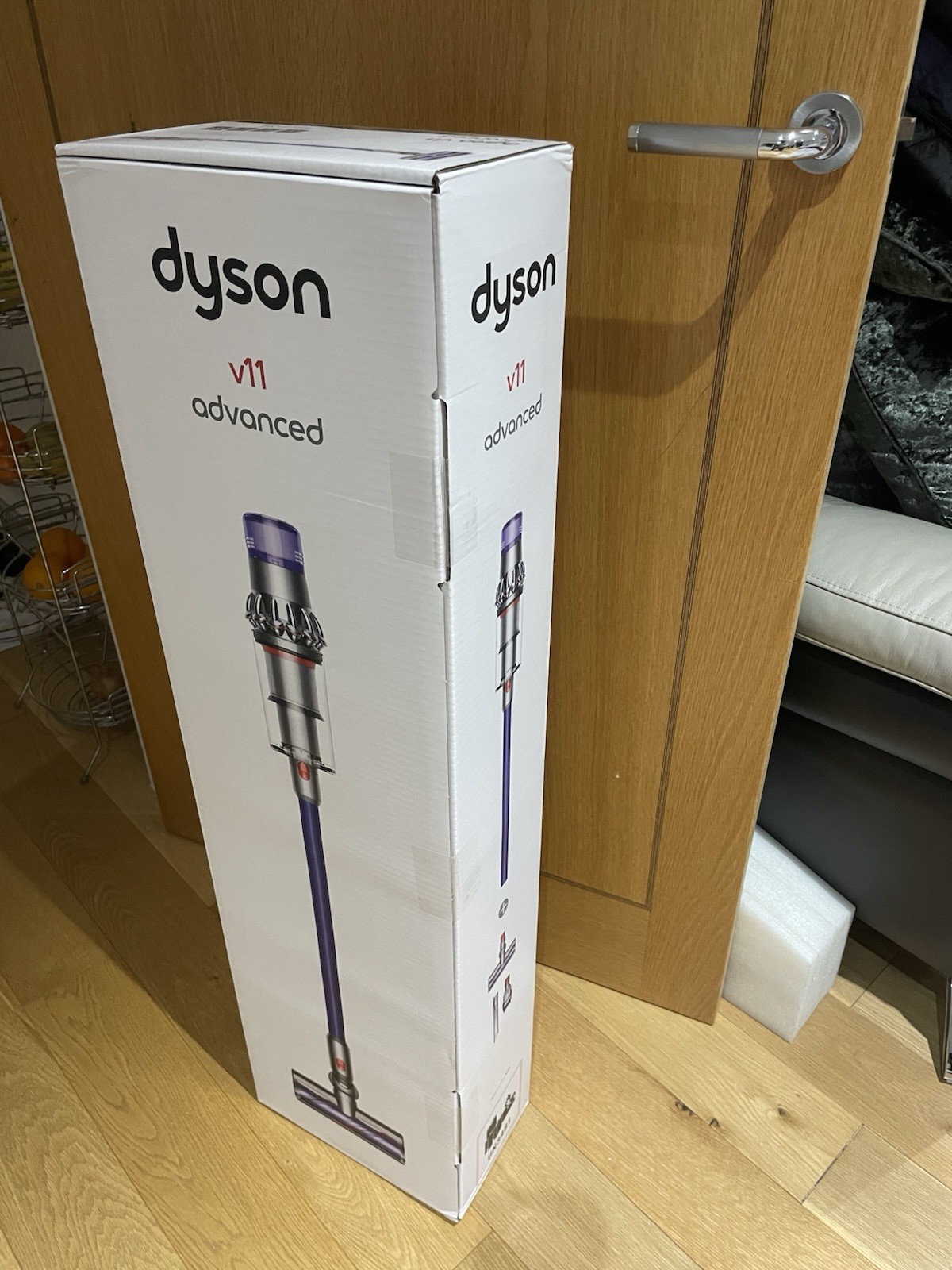 Dyson V11 Advanced Cordless Vacuum Cleaner | NEW & SEALED with Dyson Warranty