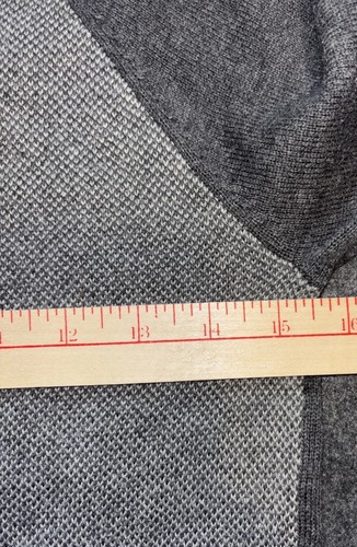 Cat and Jack Sweater Boys Size 8-10 Medium Gray Pullover Crewneck Sweater - Picture 5 of 8