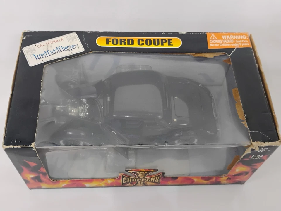 Muscle Machines Jesse James 1:24 Scale Purple Ford Coupe - Image 2 of 4